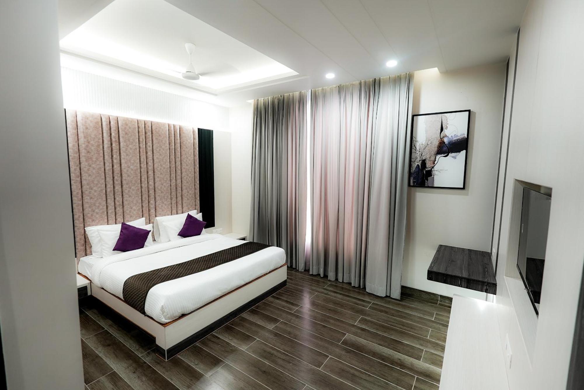 Hotel Elinor By Dazzling Hotels & Resorts Agra  Exterior foto