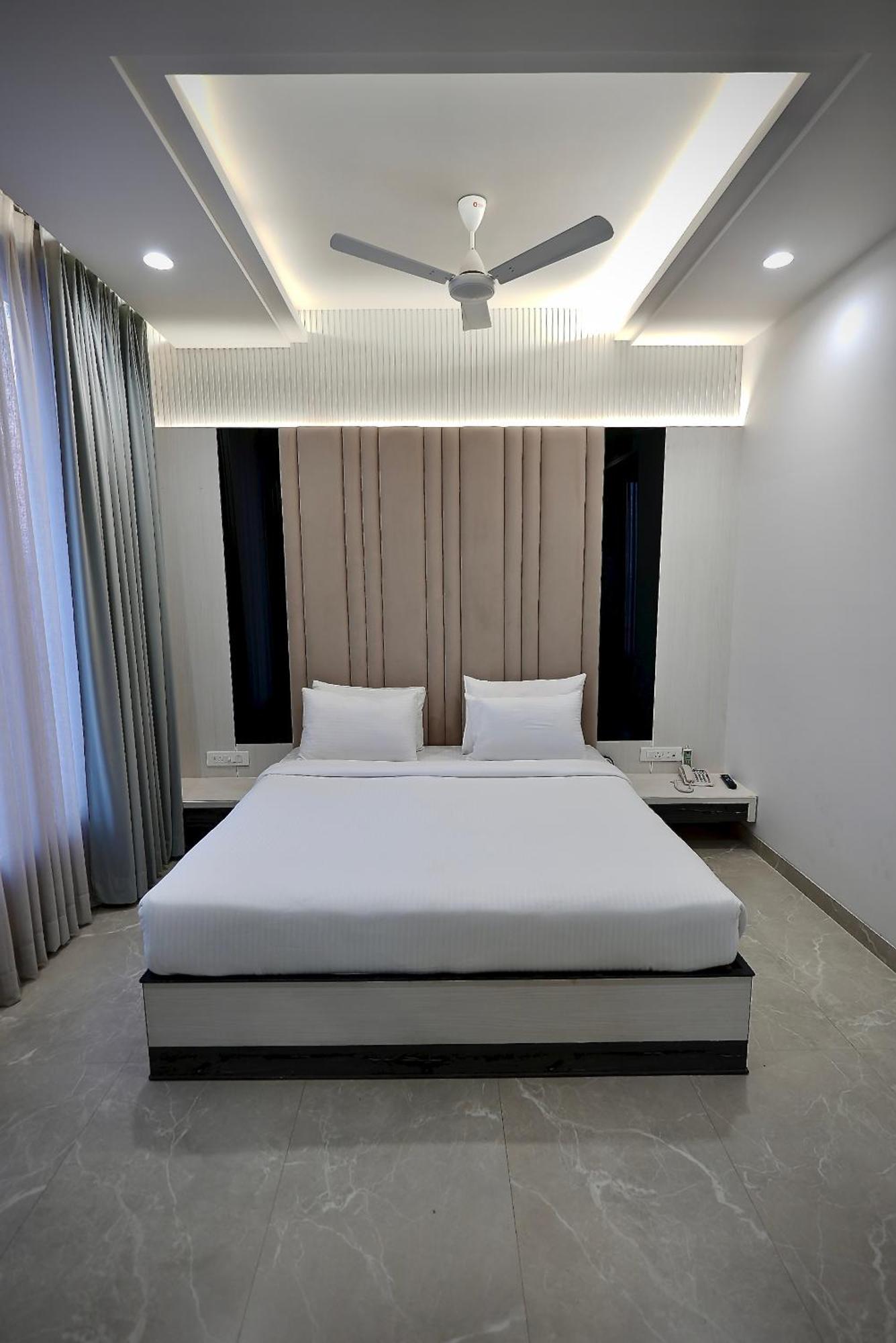 Hotel Elinor By Dazzling Hotels & Resorts Agra  Exterior foto