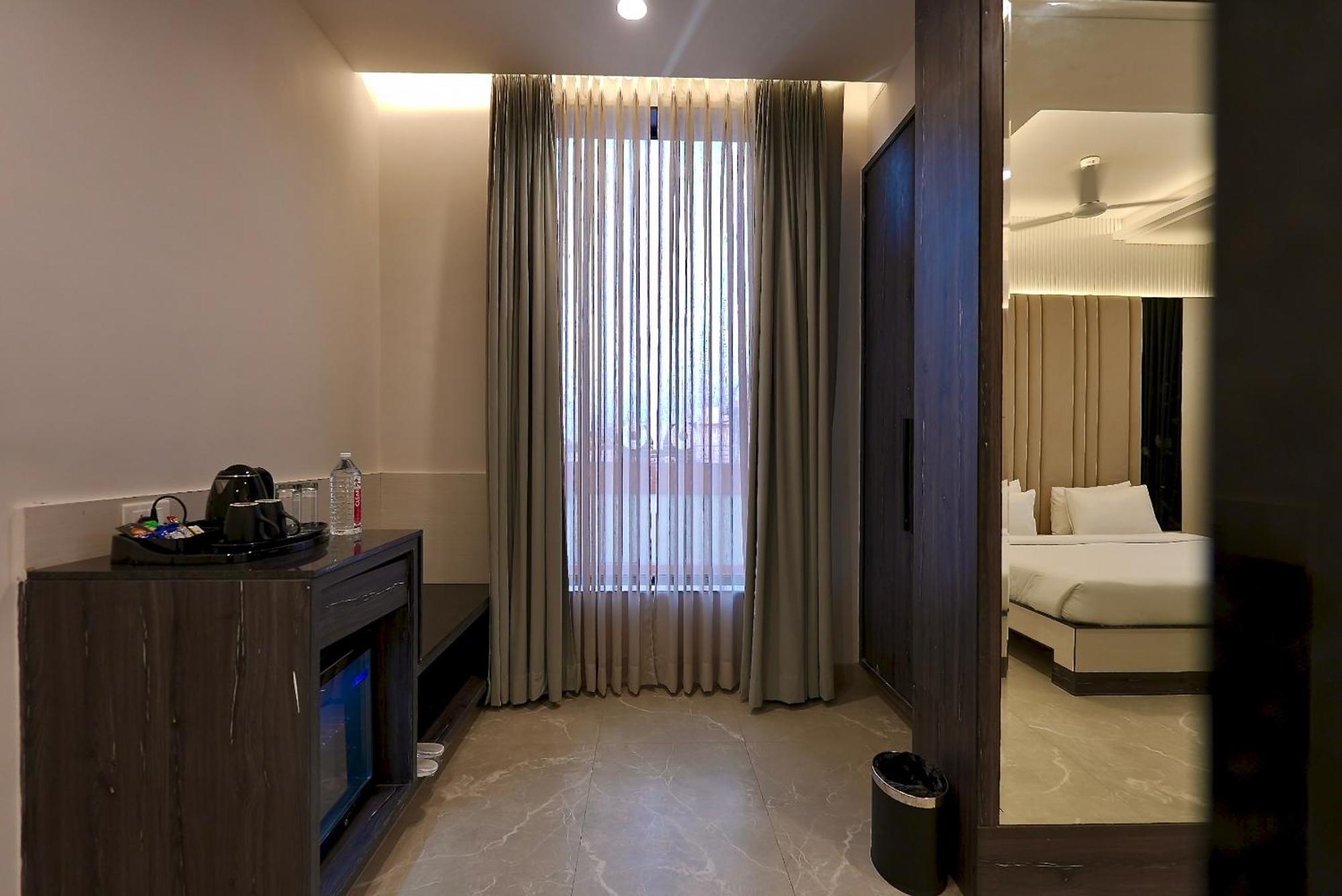 Hotel Elinor By Dazzling Hotels & Resorts Agra  Exterior foto