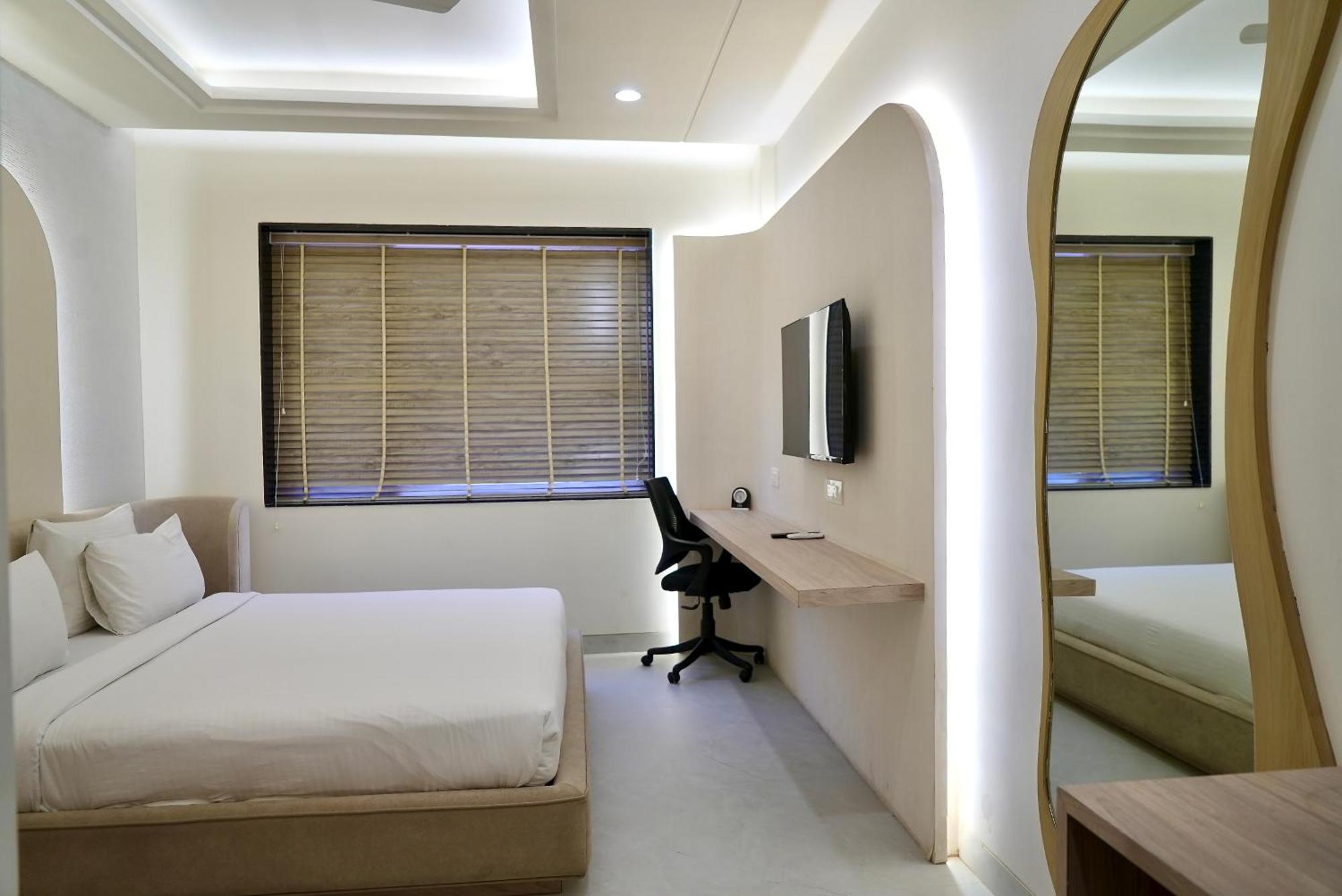 Hotel Elinor By Dazzling Hotels & Resorts Agra  Exterior foto